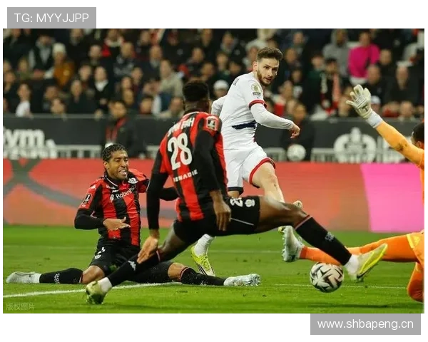 巴黎圣日耳曼法甲强势难掩欧冠表现波动，关键战能力再受检验