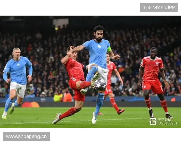 拜仁防线问题持续显现，后防稳定性对欧冠晋级形势产生影响