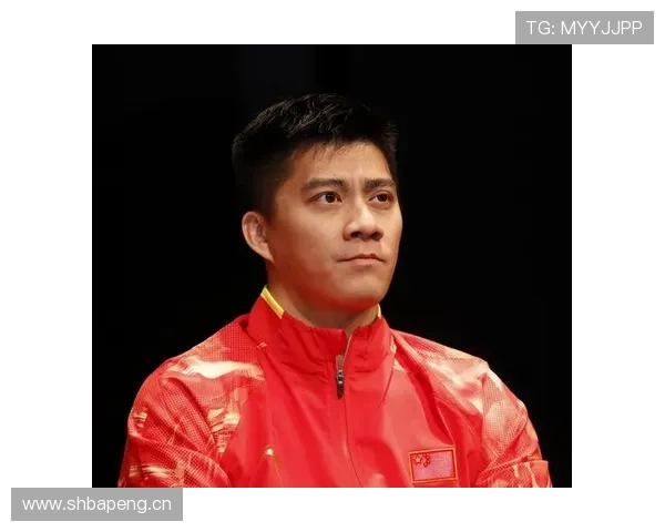 刷到傅海峰生活照那一刻，我的月薪感觉像笑话