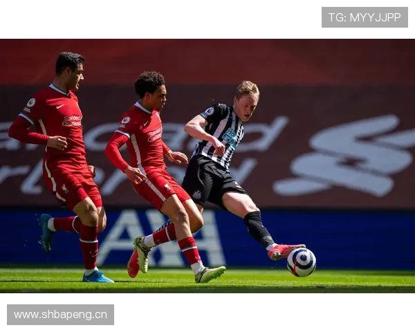 热刺边路主导进攻明显，中路渗透能力不足对本赛季攻击多样性带来挑战